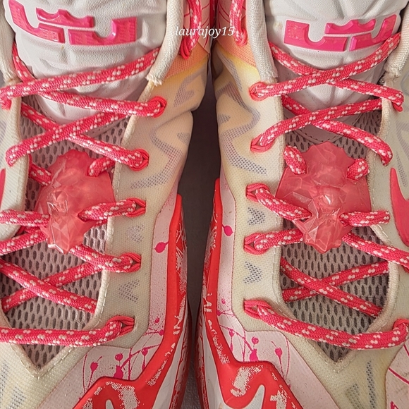 Nike ID Custom Lebron 11 Sneakers 2014 Hot Pink White 641222-992 Mens 11 main image 5